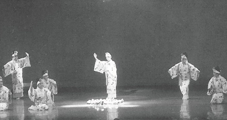 冠船流川田琉球舞踊団の創作「祈り」