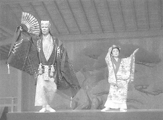 冠船流川田琉球舞踊団の創作劇「三夜」